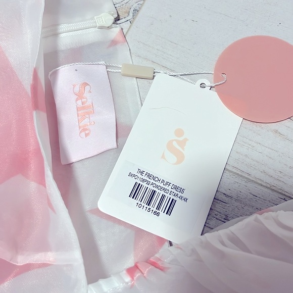 Selkie French Puff Dress in Powdered Star size 4X - Picture 5 of 10